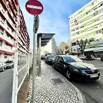 Modern Cloud 5 - Amadora Falagueira