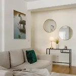 Modern Cloud 5 - Amadora
