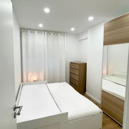 Modern Cloud 5 - Amadora